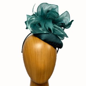 Small-green-chiffon-fascinator