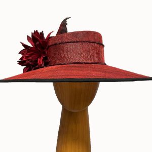 red-black-feathers-hat