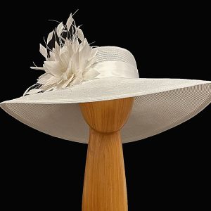 XL White feathers Hat