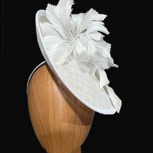 white-bridal-feathered-fascinator